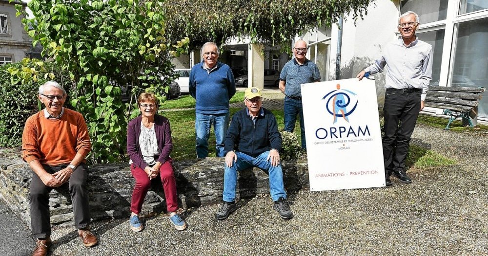 Source : Photo du Télégramme 24 septembre 2020 (Les membres du Bureau et le permanent de l’ORPAM)