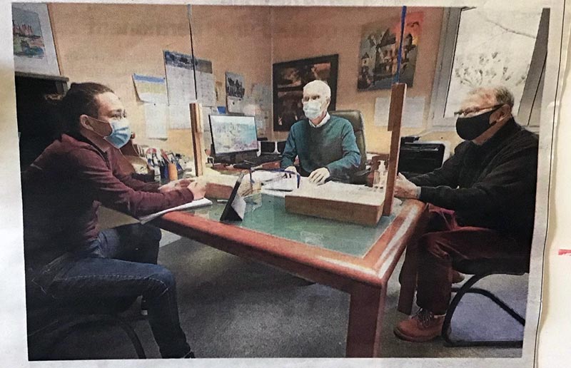 Mehdi LE BARS stagiaire, Hervé HERRY permanent, Claude LE LUC Président