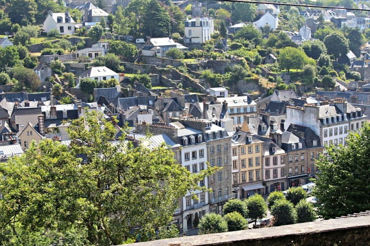 Morlaix vue du square de la chapelle de Notre Dame de Lourdes